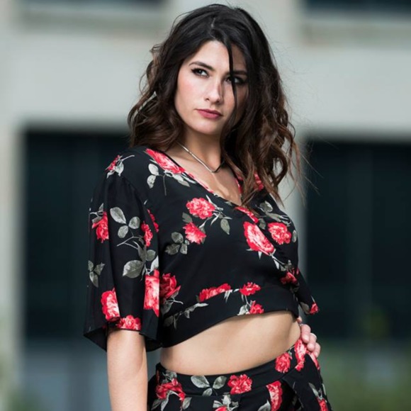 Meet your Posher, Taylor - Picture 1 of 1